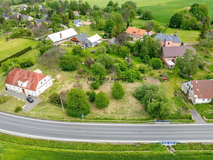 Prodej stavebního pozemku 2 106 m² - foto 8