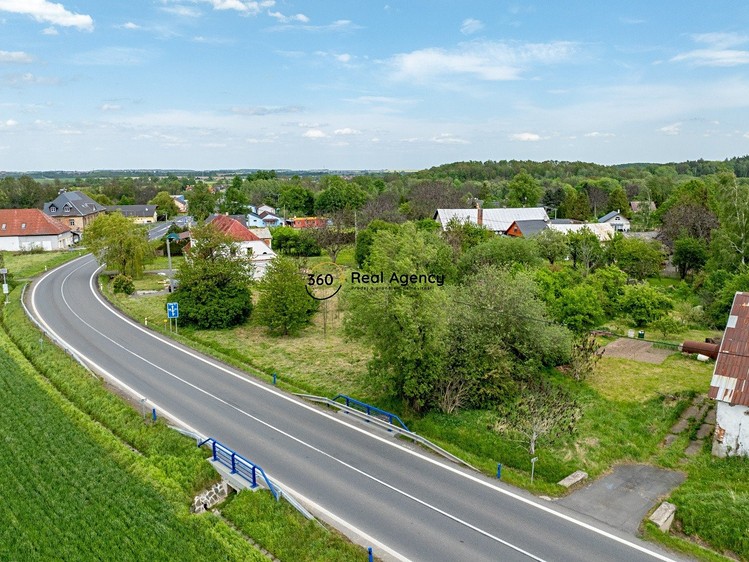 Prodej stavebního pozemku 1 053 m² - foto 8