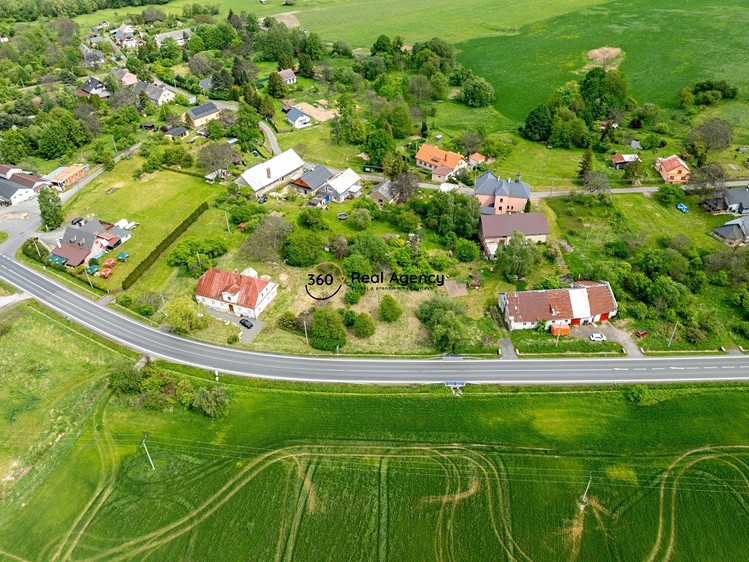 Prodej stavebního pozemku 1 053 m² - foto 5