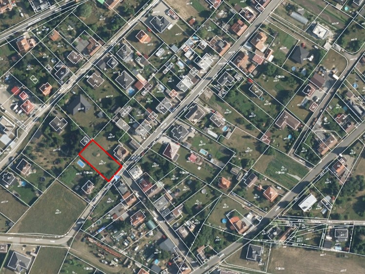 Prodej stavebního pozemku 813 m² - foto 5
