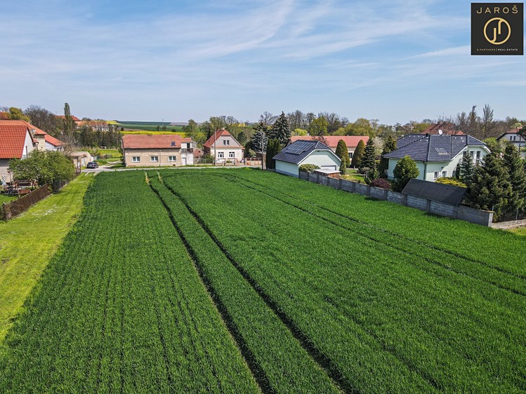 Prodej stavebního pozemku 1 100 m² - foto 5