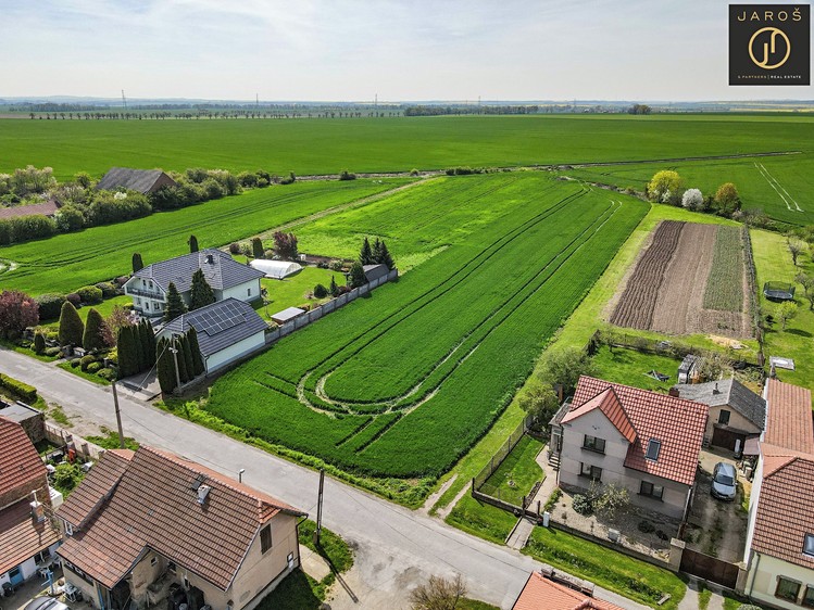 Prodej stavebního pozemku 1 100 m² - foto 8
