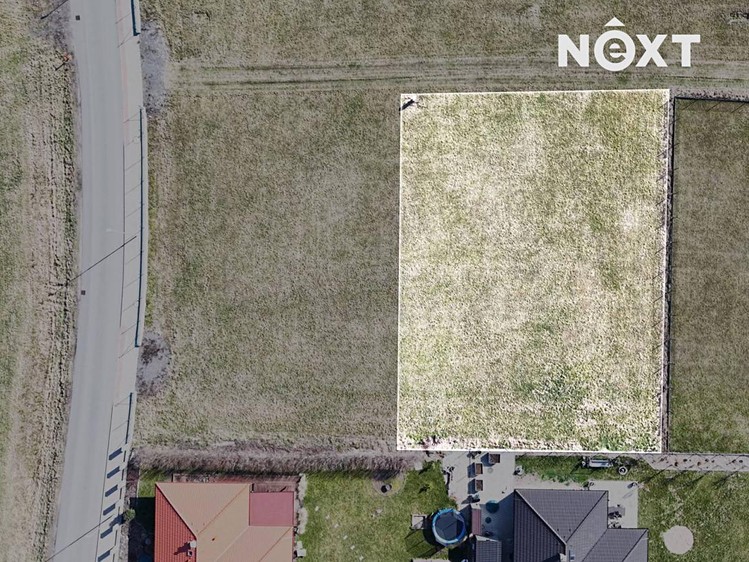 Prodej stavebního pozemku 1 053 m² - foto 3