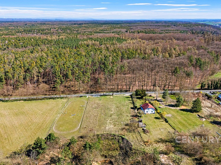 Prodej stavebního pozemku 2 504 m² - foto 5