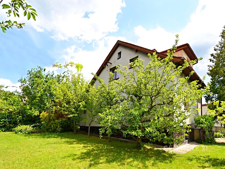 Prodej stavebního pozemku 1 108 m² - foto 4