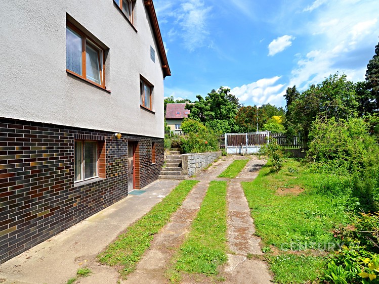 Prodej stavebního pozemku 1 108 m² - foto 5