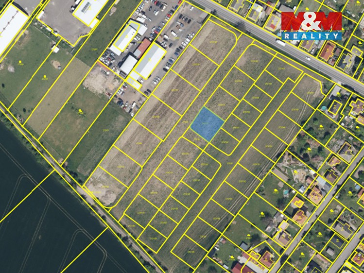 Prodej stavebního pozemku 669 m² - foto 6