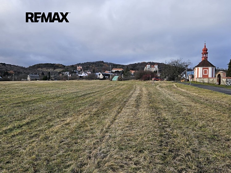 Prodej stavebního pozemku 1 556 m² - foto 3