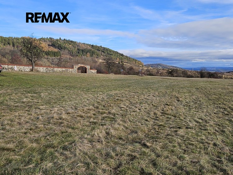 Prodej stavebního pozemku 1 556 m² - foto 6