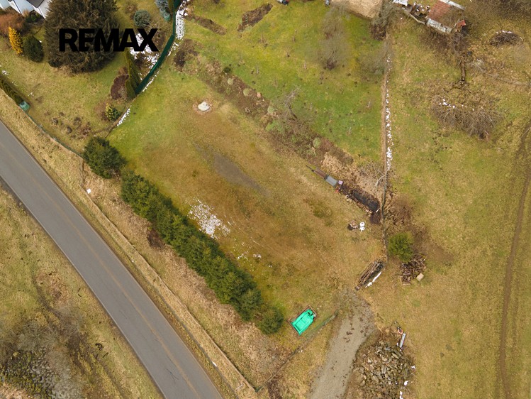 Prodej stavebního pozemku 2 270 m² - foto 6