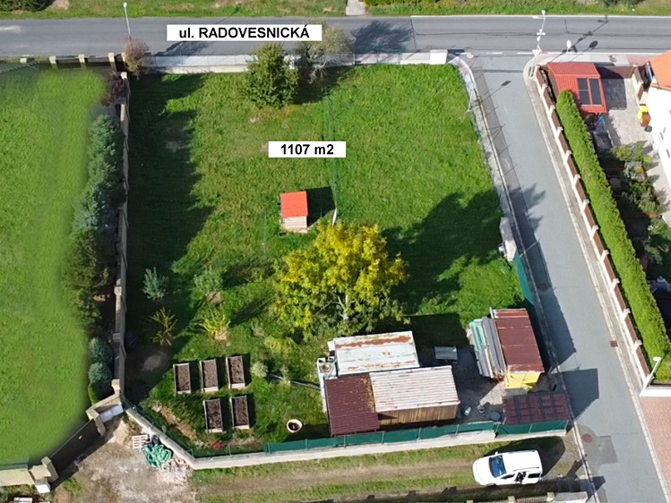 Prodej stavebního pozemku 1 107 m² - foto 5