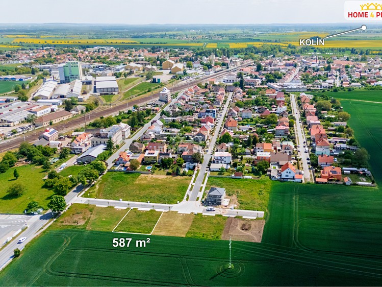 Prodej stavebního pozemku 587 m² - foto 5