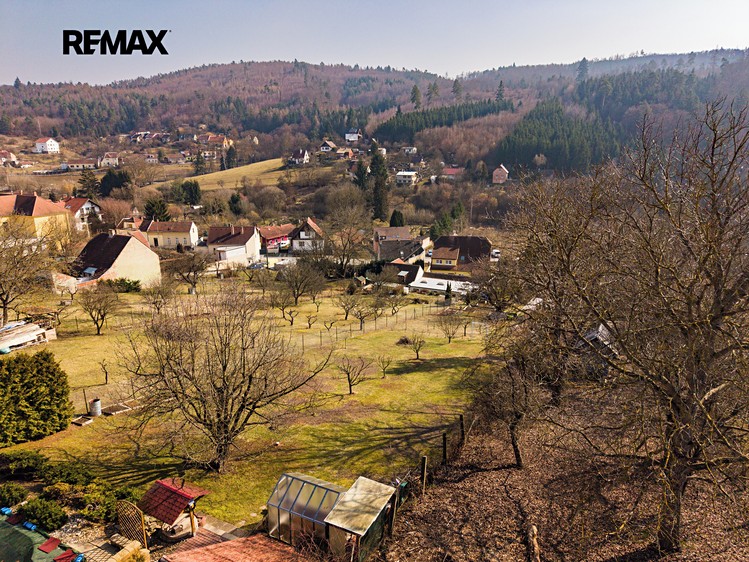 Prodej  stavebního pozemku 1 209 m² - foto 8