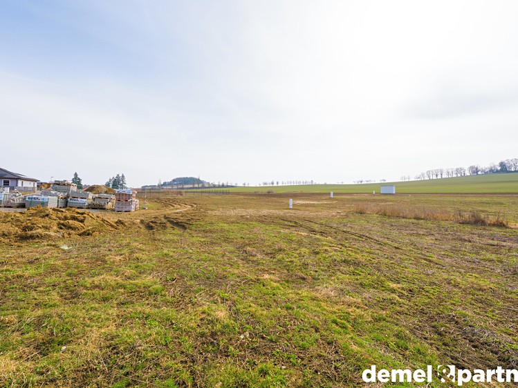 Prodej stavebního pozemku 1 014 m² - foto 6