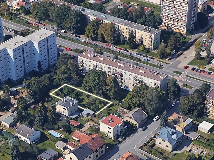 Prodej stavebního pozemku 600 m² - foto 2