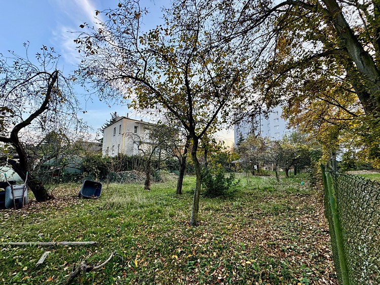 Prodej stavebního pozemku 600 m² - foto 5