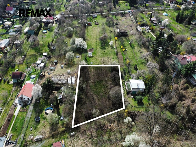 Prodej stavebního pozemku 1 468 m² - foto 3