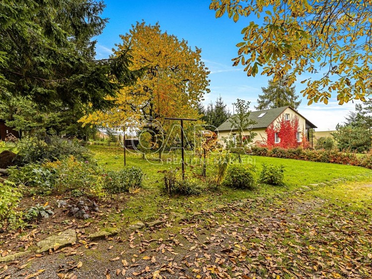 Prodej stavebního pozemku 713 m² - foto 5