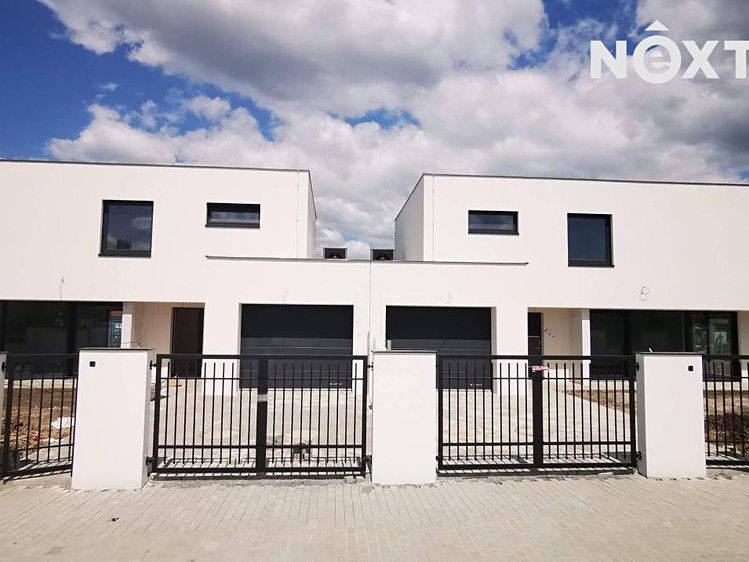 Prodej stavebního pozemku 474 m² - foto 1