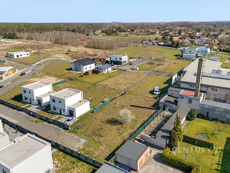 Prodej stavebního pozemku 763 m² - foto 7