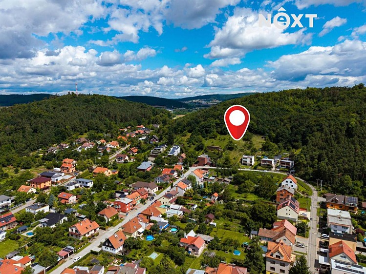 Prodej stavebního pozemku 1 276 m² - foto 4