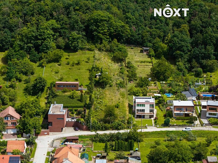 Prodej stavebního pozemku 1 276 m² - foto 5