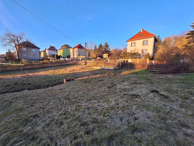 Prodej stavebního pozemku 791 m² - foto 4