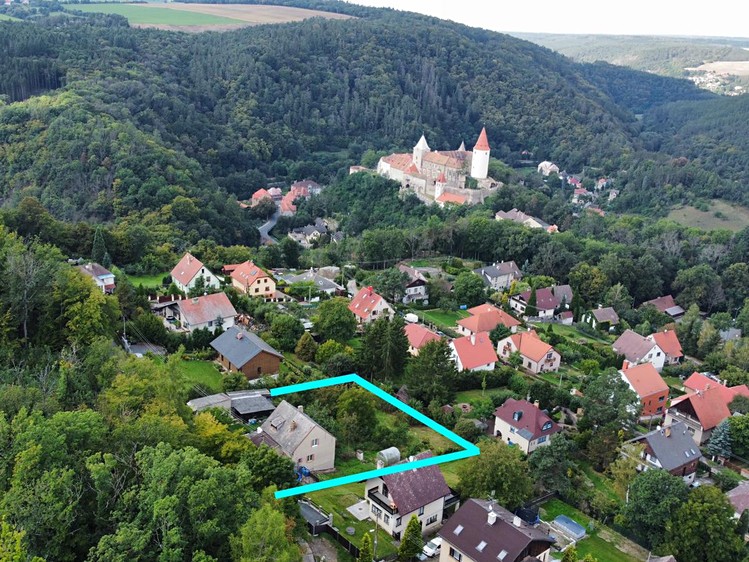 Prodej stavebního pozemku 1 940 m² - foto 4