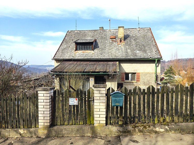 Prodej stavebního pozemku 1 940 m² - foto 8