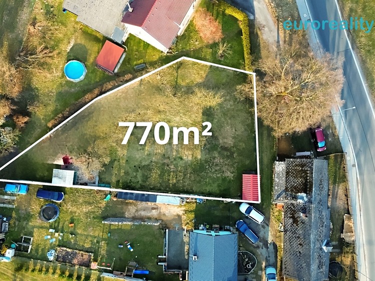 Prodej stavebního pozemku 774 m² - foto 1