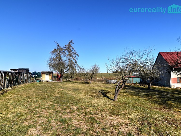 Prodej stavebního pozemku 774 m² - foto 6