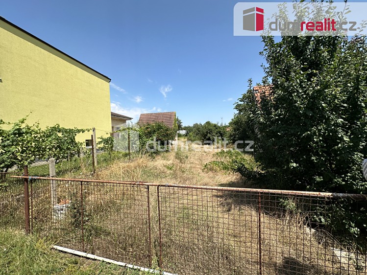 Prodej stavebního pozemku 2 401 m² - foto 6