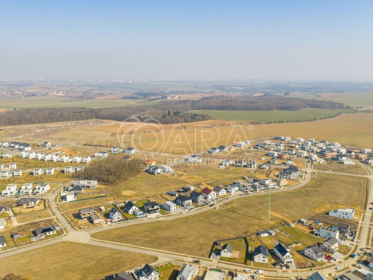 Prodej stavebního pozemku 918 m² - foto 3