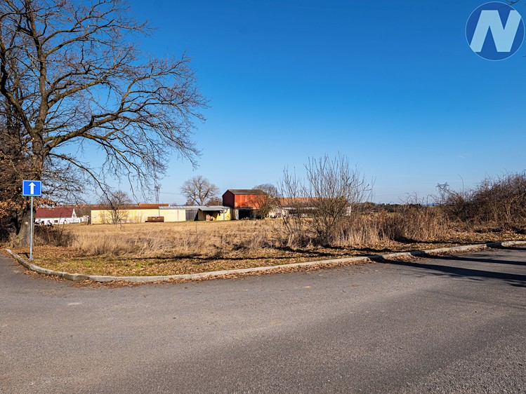 Prodej stavebního pozemku 1 080 m² - foto 7