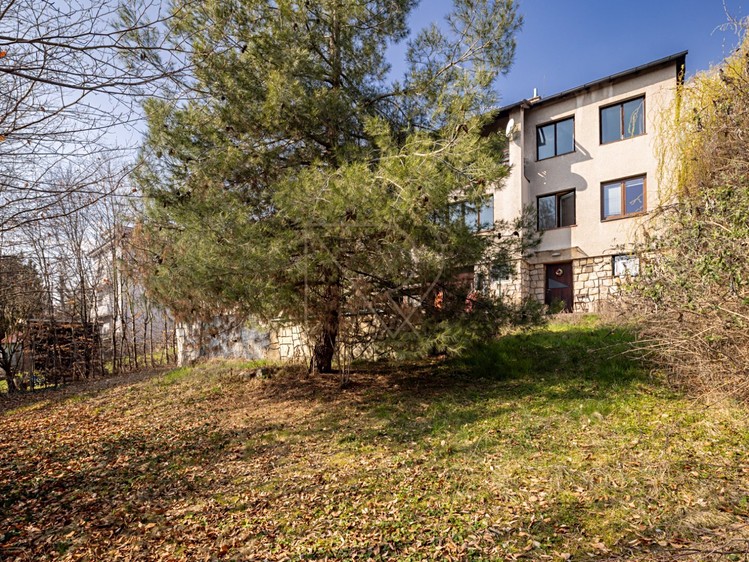 Prodej stavebního pozemku 906 m² - foto 4