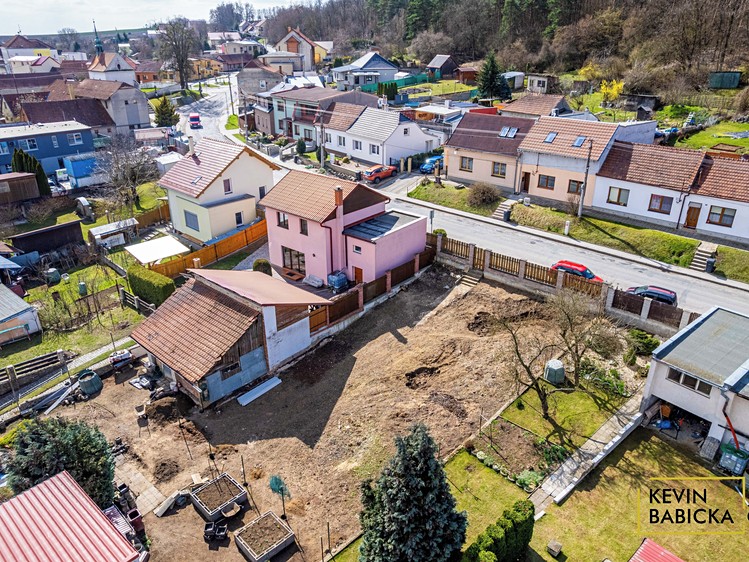 Prodej stavebního pozemku 320 m² - foto 6