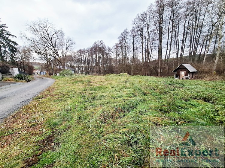 Prodej stavebního pozemku 1 000 m² - foto 3
