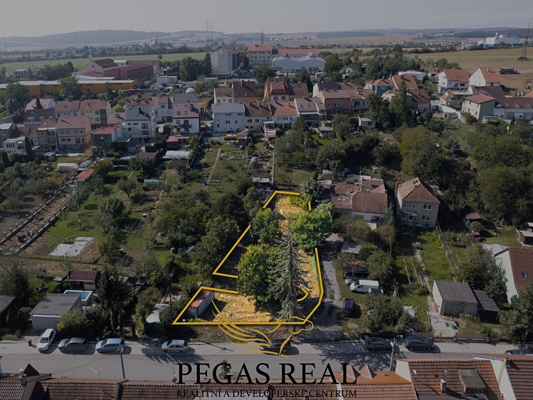 Prodej stavebního pozemku 833 m² - foto 8