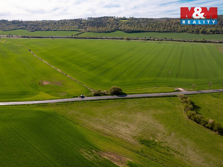 Prodej stavebního pozemku 1 914 m² - foto 8