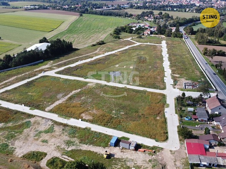 Prodej stavebního pozemku 826 m² - foto 3