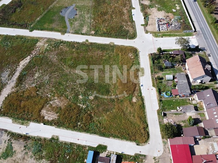 Prodej stavebního pozemku 826 m² - foto 4