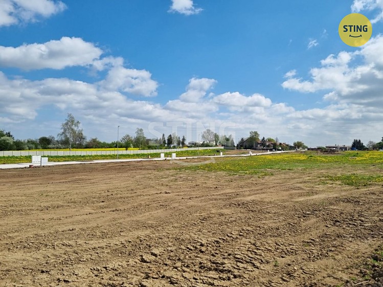 Prodej stavebního pozemku 826 m² - foto 6