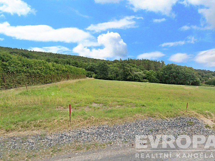 Prodej stavebního pozemku 2 777 m² - foto 3