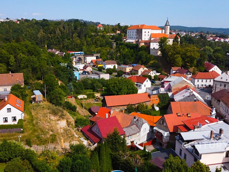 Prodej stavebního pozemku 2 952 m² - foto 6