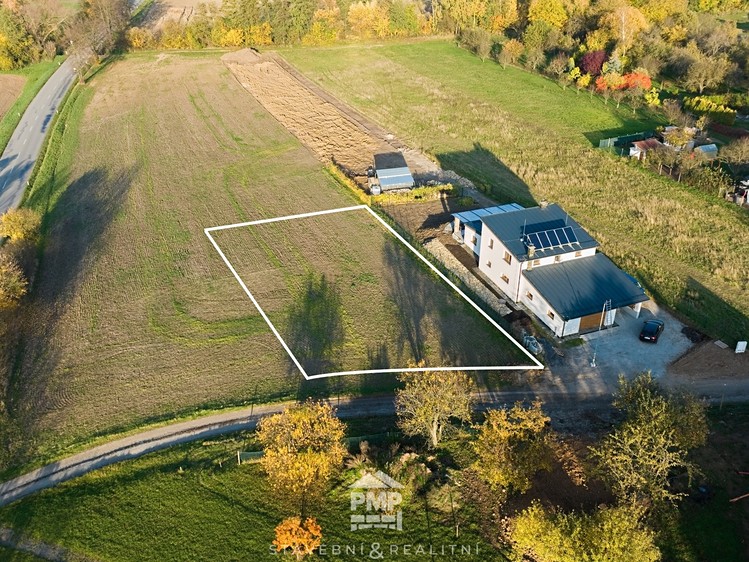 Prodej stavebního pozemku 1 187 m² - foto 3