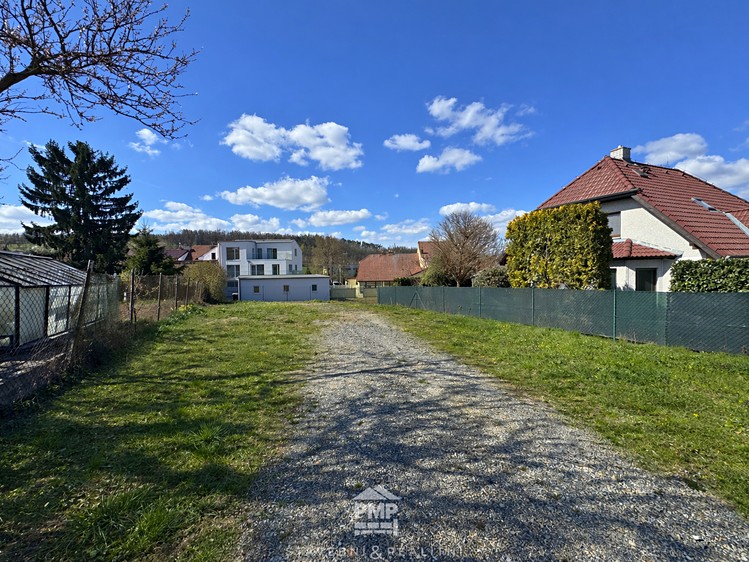 Prodej stavebního pozemku 543 m² - foto 4