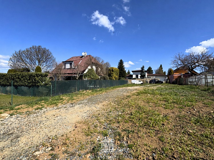 Prodej stavebního pozemku 543 m² - foto 5