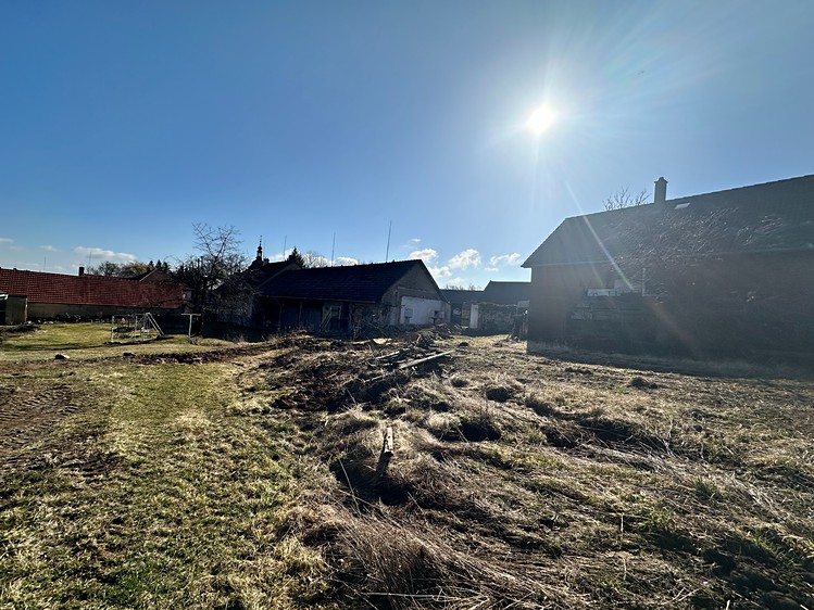 Prodej  stavebního pozemku 1 217 m² - foto 4