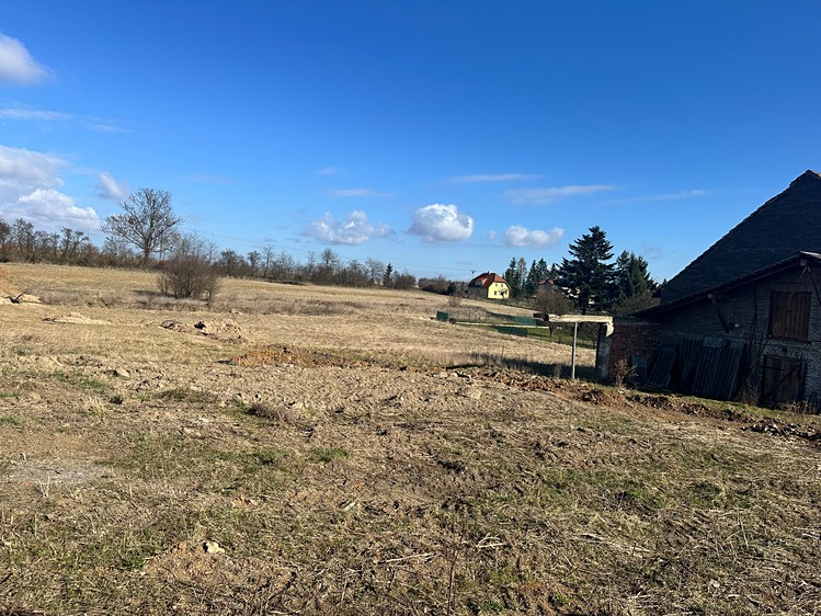 Prodej  stavebního pozemku 1 217 m² - foto 3