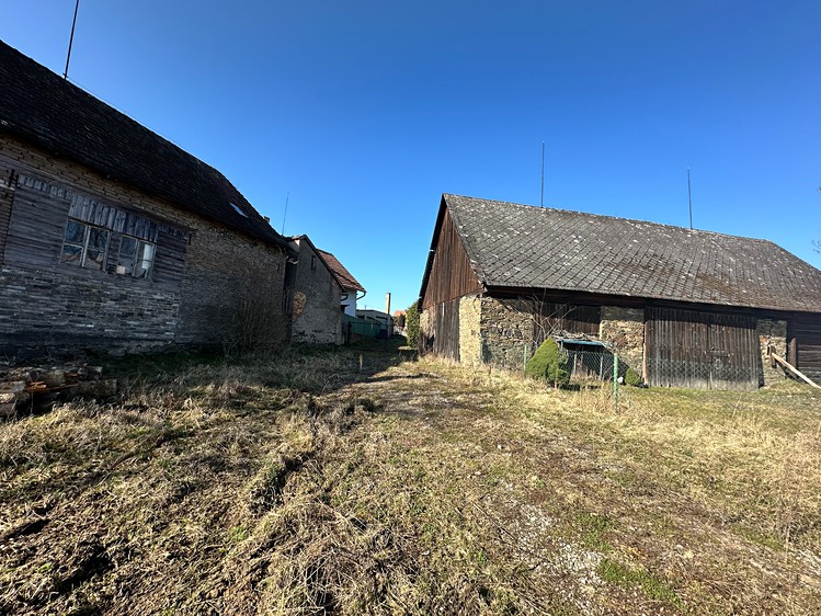 Prodej  stavebního pozemku 1 217 m² - foto 6